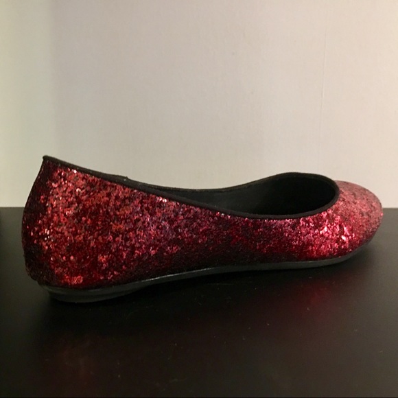 Sparkly Red Flats - Picture 4 of 7